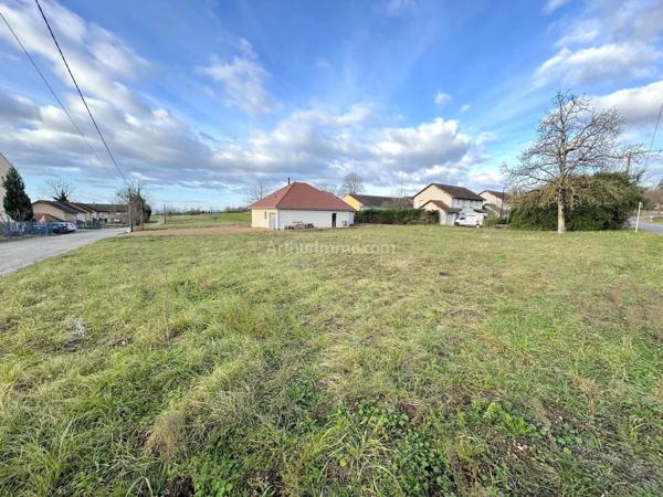 Vente Terrain 1148 m2 à Lhuis