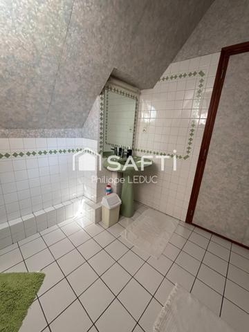 Immeuble à usage mixte commercial et habitation - Hypercentre de Cambrai