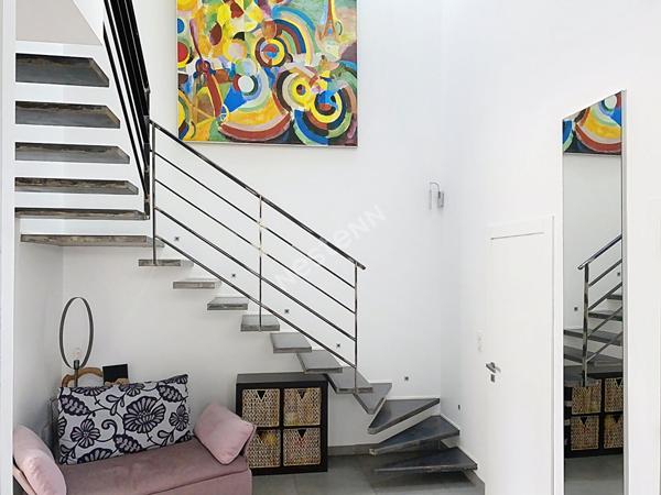 Maison d'architecte contemporaine, à La Cadiere D'Azur de 12 pièces de 280 m²