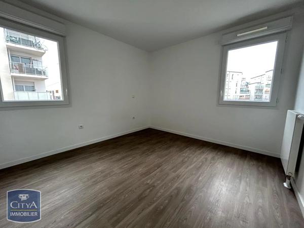 Appartement à louer 3 pièces 65.34m² Orléans (45000)