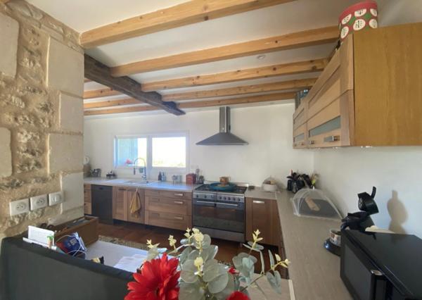 🏡 CHARMANT DOMAINE À LINARS – AUTHENTICITÉ, ESPACE & CONFORT ! 🌿✨