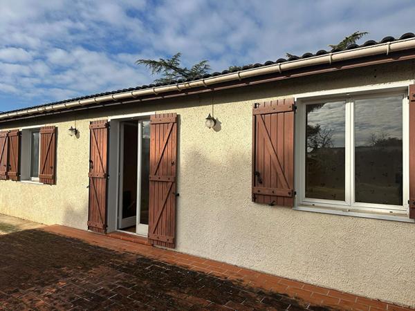 VILLA 4 pièces avec garage, dépendance à aménager et possibilité de division du terrain.