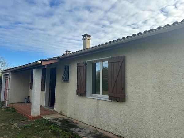 VILLA 4 pièces avec garage, dépendance à aménager et possibilité de division du terrain.