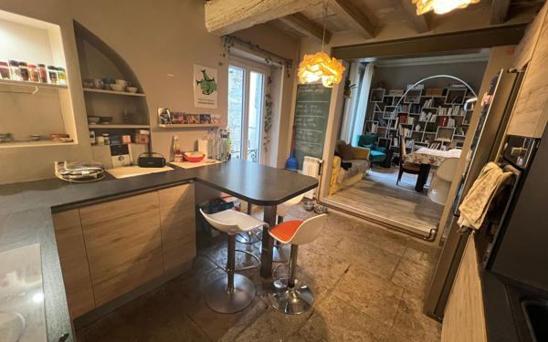 Maison à vendre    7 pièces • 164 m2 Barbentane