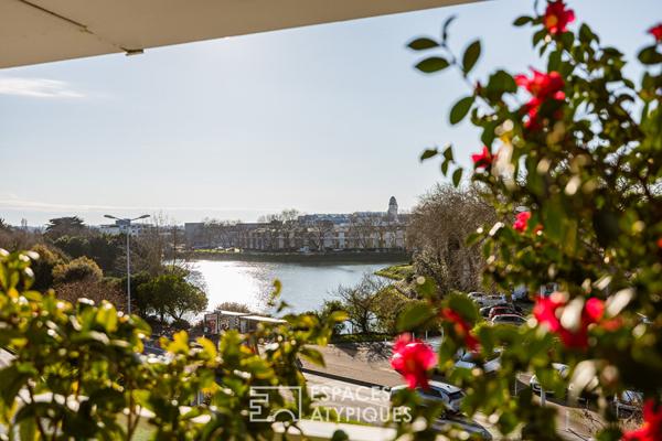 Appartement contemporain avec jardin suspendu sur les toits rochelais