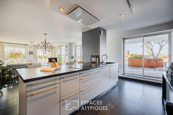 Appartement contemporain avec jardin suspendu sur les toits rochelais