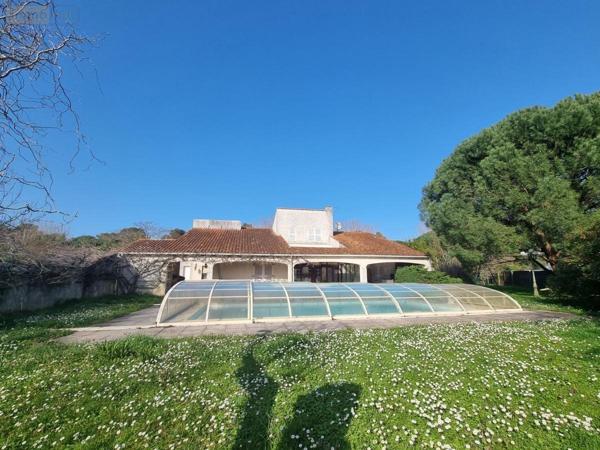 Maison à vendre à Rivedoux-Plage en Charente-Maritime (17940), ref : 17018-1215