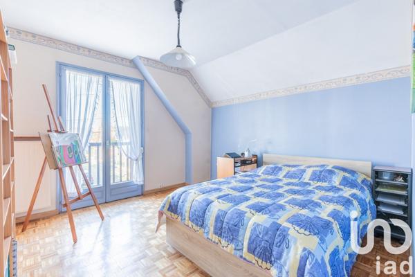 Maison 6 pièces de 160 m² à Savigny-sur-Orge (91600)