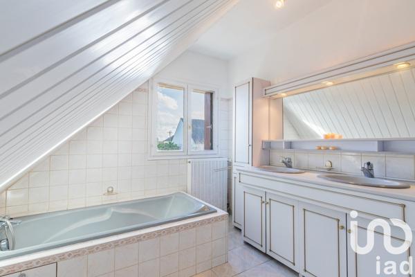 Maison 6 pièces de 160 m² à Savigny-sur-Orge (91600)