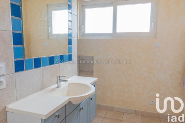 Maison traditionnelle 5 pièces de 130 m² à Paray-Vieille-Poste (91550)