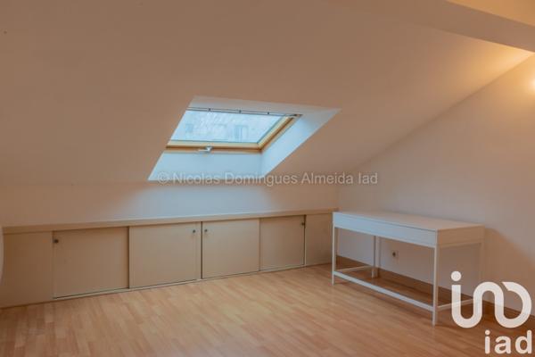 Maison traditionnelle 5 pièces de 130 m² à Paray-Vieille-Poste (91550)