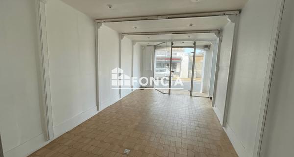 Location Local commercial 1 pièce 63.68 m² - Noirmoutier-en-l'île 85330