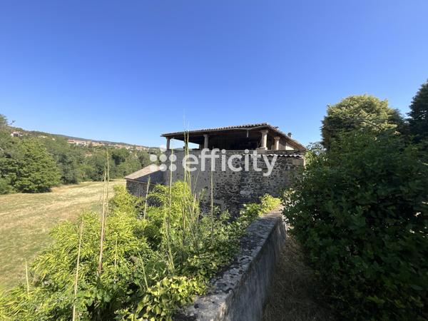 Maison
         12 pièces
        - 289 m² Bien prestige 435 000 € *