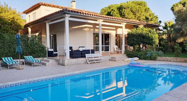 Villa d'exception au Grau d'Agde - Piscine chauffée, proche de la plage