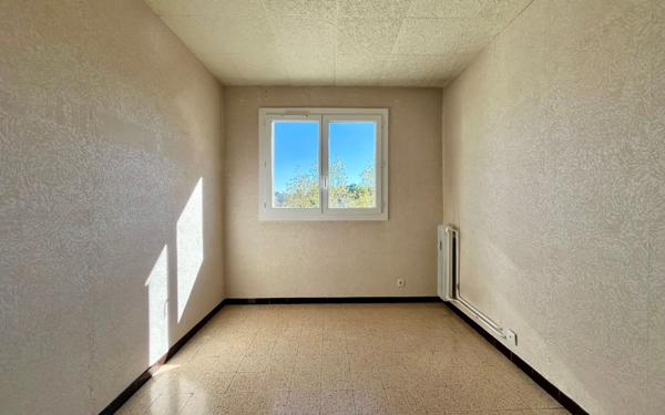 Appartement à vendre    3 pièces • 68 m2 Salon-de-Provence