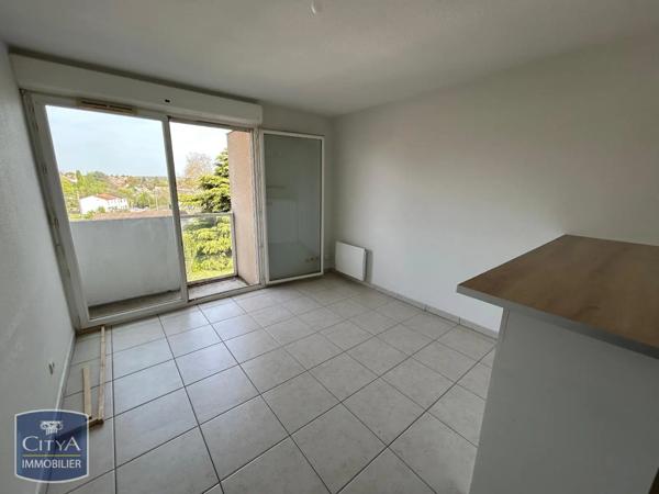 Appartement à louer 2 pièces 39.17m² Angoulême (16000)