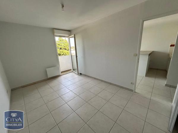 Appartement à louer 2 pièces 39.17m² Angoulême (16000)
