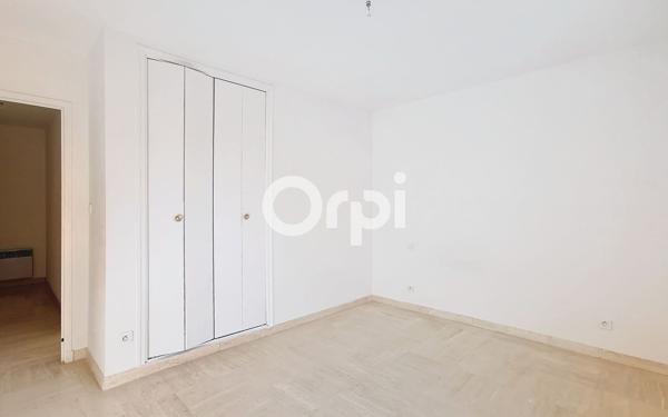 Appartement à vendre    3 pièces • 74,04 m2 Sanary-sur-Mer