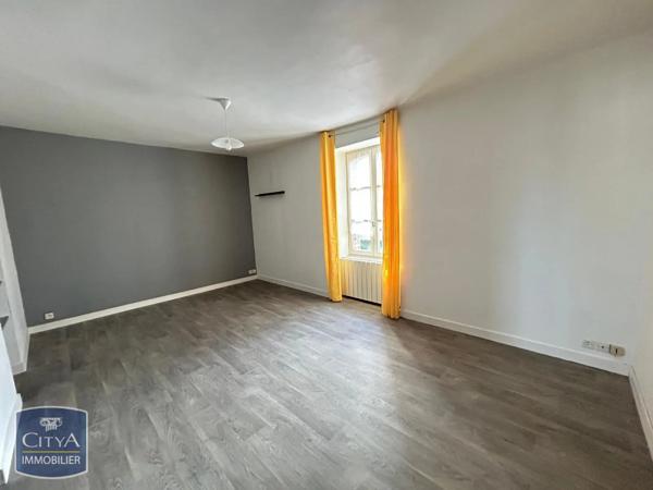 Appartement à louer 2 pièces 38.04m² Laval (53000)