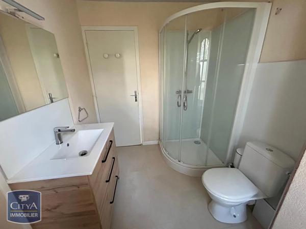 Appartement à louer 2 pièces 38.04m² Laval (53000)