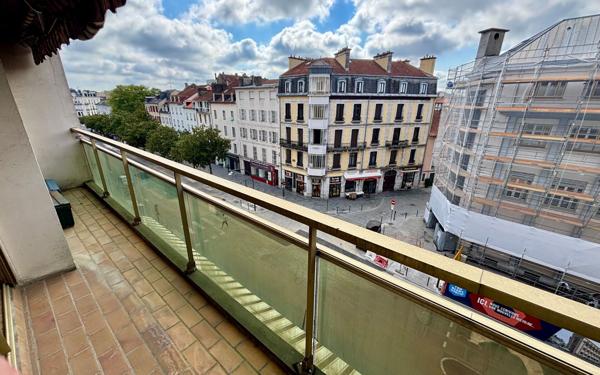 Appartement à vendre    4 pièces • 90 m2 Pau