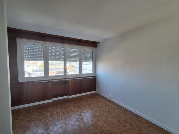 Vente appartement La Roche Sur Yon : 220 000 € - AJP Immobilier La Roche-sur-Yon