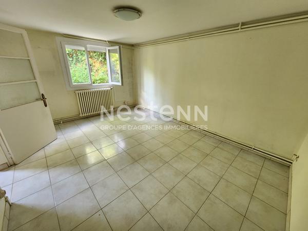 CASTANET TOLOSAN Maison familiale à vendre - magnifique vue - terrasse- havre de paix - à rafraîchir