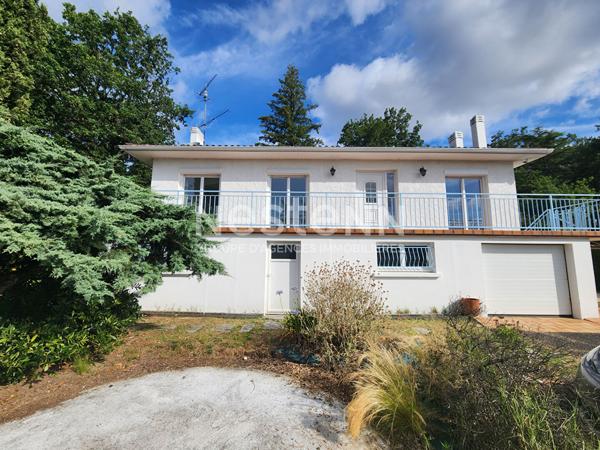 CASTANET TOLOSAN Maison familiale à vendre - magnifique vue - terrasse- havre de paix - à rafraîchir