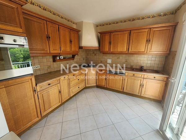 CASTANET TOLOSAN Maison familiale à vendre - magnifique vue - terrasse- havre de paix - à rafraîchir