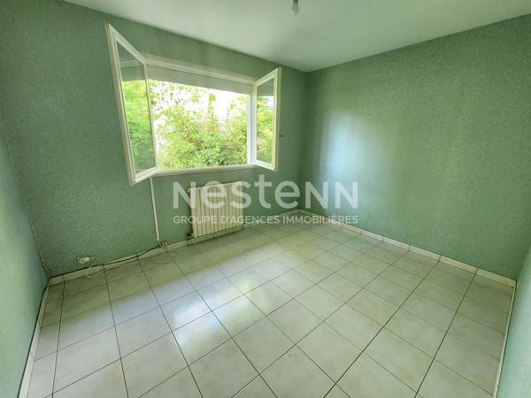 CASTANET TOLOSAN Maison familiale à vendre - magnifique vue - terrasse- havre de paix - à rafraîchir