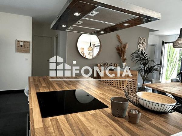 À vendre Maison 5 pièces 117 m² - Cavalaire-sur-mer 83240