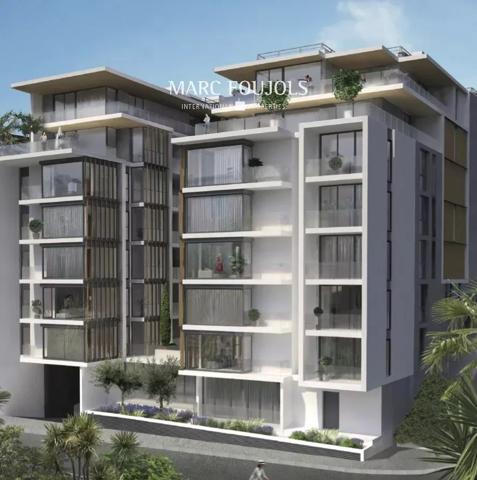 Penthouse 500m de Monte Carlo 5ch avec piscine, terrasse, cave et parking, vue mer panoramique