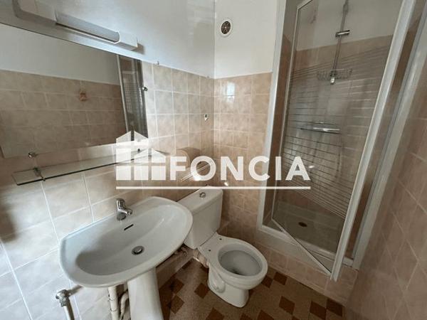 Location Appartement 3 pièces 42.54 m² - 3 BIS RUE HELENE BOUCHER Berre L Etang 13130