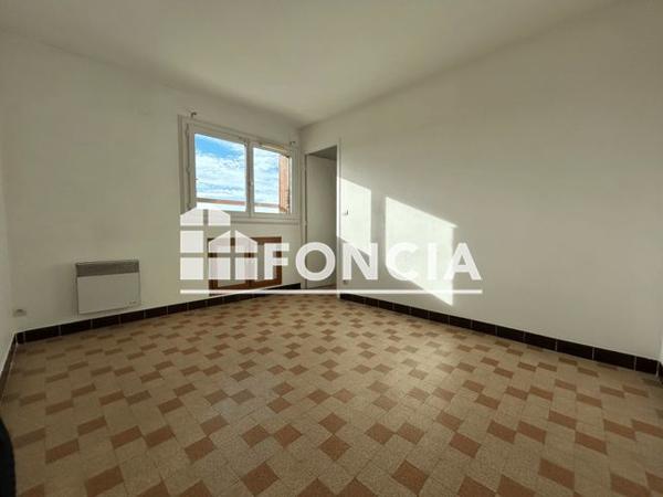 Location Appartement 3 pièces 42.54 m² - 3 BIS RUE HELENE BOUCHER Berre L Etang 13130