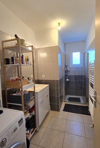 Le Thor (84250) APPARTEMENT 3 PIECES 66m² - TERRASSE - 2 PLACES DE PARKING