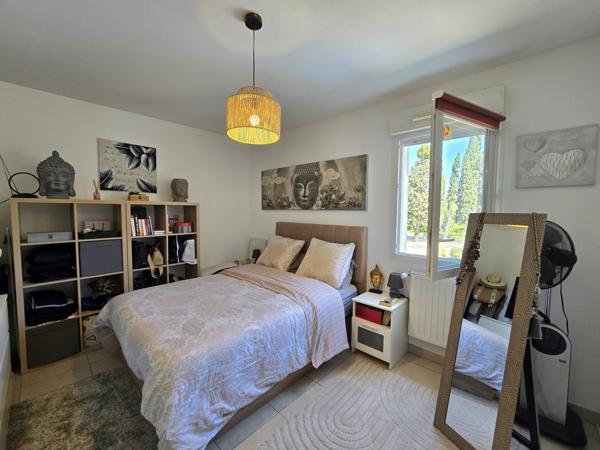 Le Thor (84250) APPARTEMENT 3 PIECES 66m² - TERRASSE - 2 PLACES DE PARKING