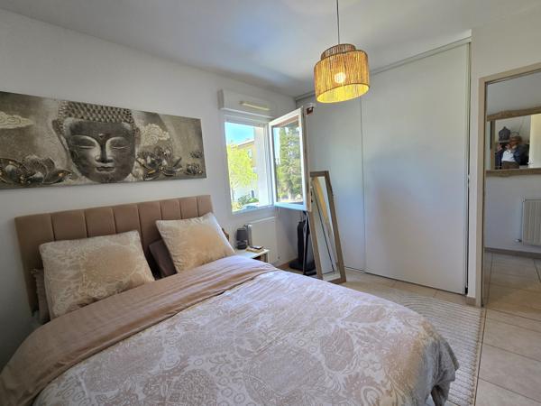 Le Thor (84250) APPARTEMENT 3 PIECES 66m² - TERRASSE - 2 PLACES DE PARKING