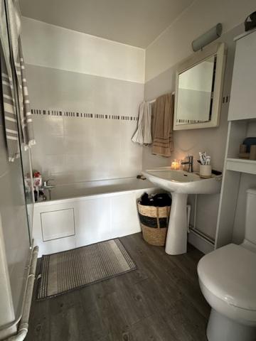 Appartement
         1 pièce
        - 33 m² Exclusivité 226 000 € *