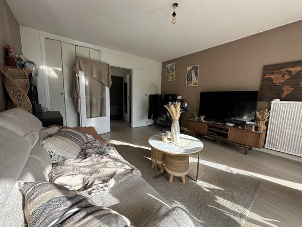 Appartement
         1 pièce
        - 33 m² Exclusivité 226 000 € *