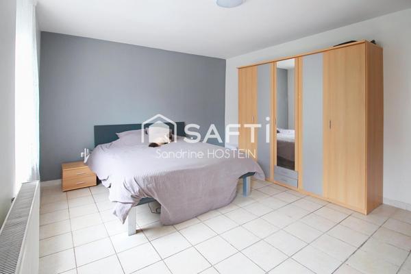 Belle Maison Familiale avec 4 chambres et 1 bureau