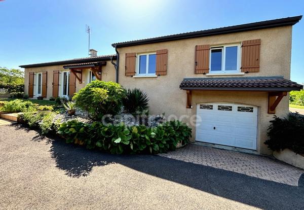 Maison à vendre 6 pièces - 140 m² - Terrain 1080 m² - CHARNAY LES MACON (71850)