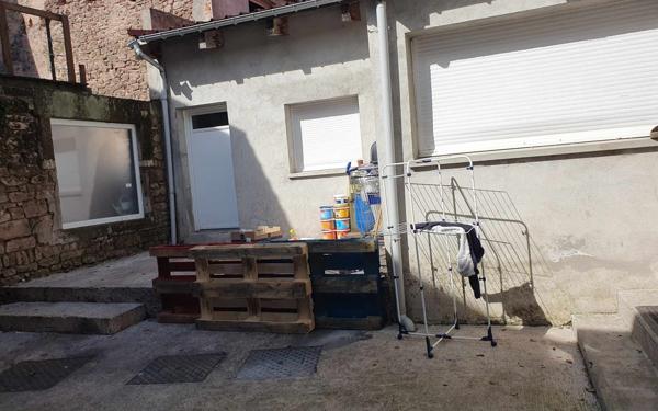 Immeuble à vendre    7 pièces •  Bruyères