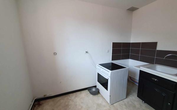 Immeuble à vendre    7 pièces •  Bruyères