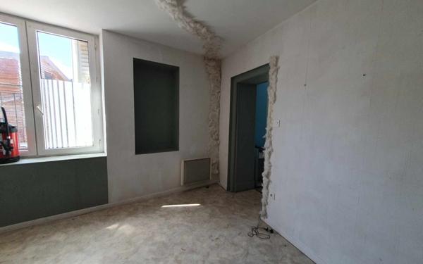 Immeuble à vendre    7 pièces •  Bruyères