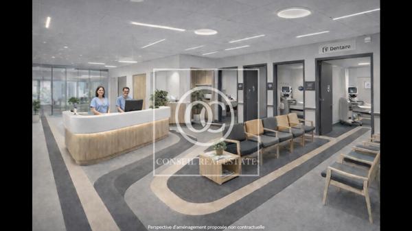 Bureau 12 pièces - 2654 m²