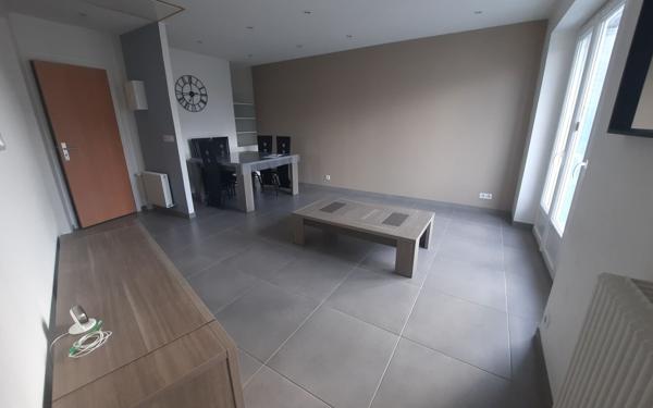 Appartement à louer    3 pièces •  Flins-sur-Seine