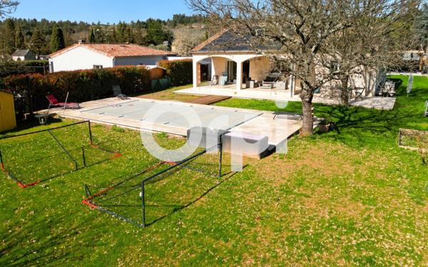 Maison à vendre    4 pièces •  Ruoms