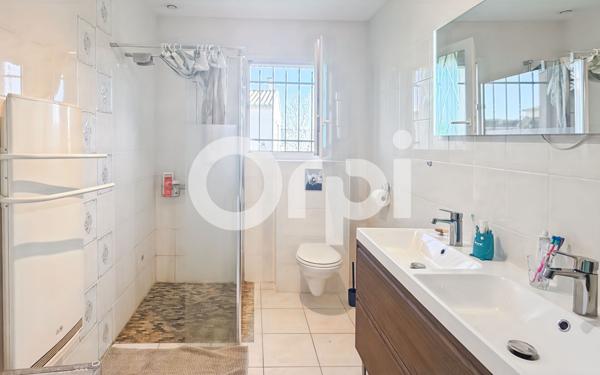 Maison à vendre    4 pièces •  Ruoms