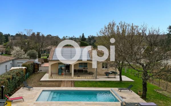 Maison à vendre    4 pièces •  Ruoms