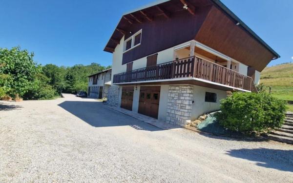 Appartement à vendre    4 pièces • 100,40 m2 Saint-Sylvestre